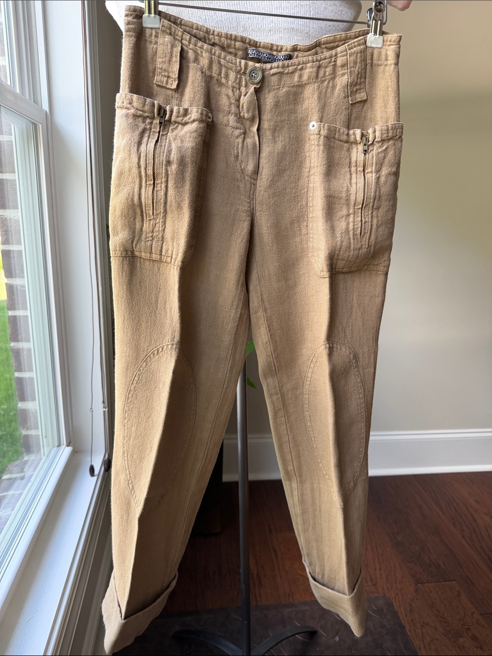 Casual Tan Capris with Utility Patch Pockets